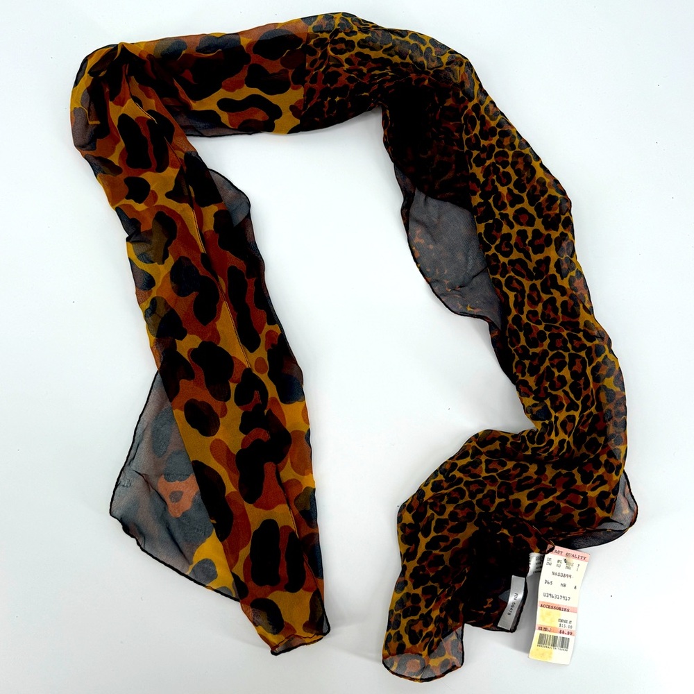 5/$25 Vintage NWT animal print chiffon scarf